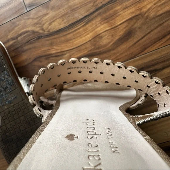 Kate Spade Women's Gold lazer cut strap leather Sandals 7 - Picture 3 of 6